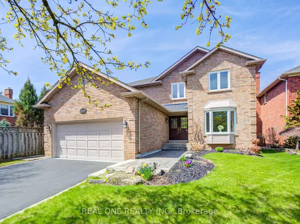 1237 Woodview Dr, Oakville, ON L6M 2M5