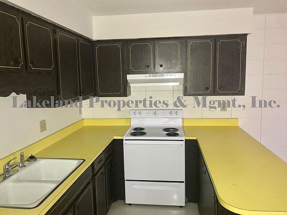5th image of 817 W Carole St APT 16