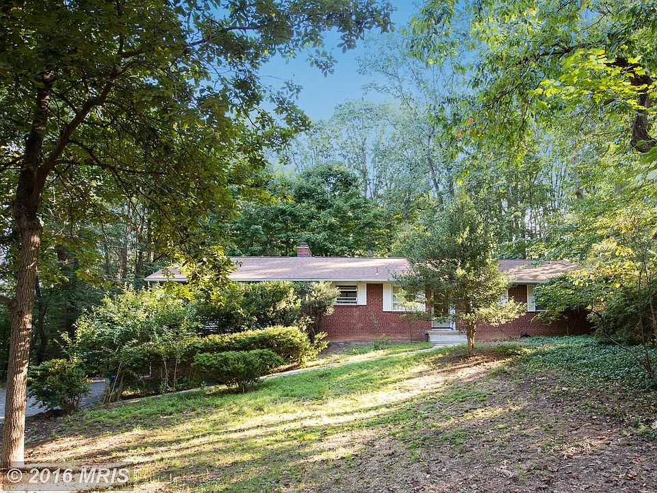 1st image of 6916 Oak Ct