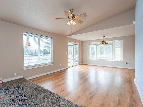 5th image of 17133 Lake Point Dr SE