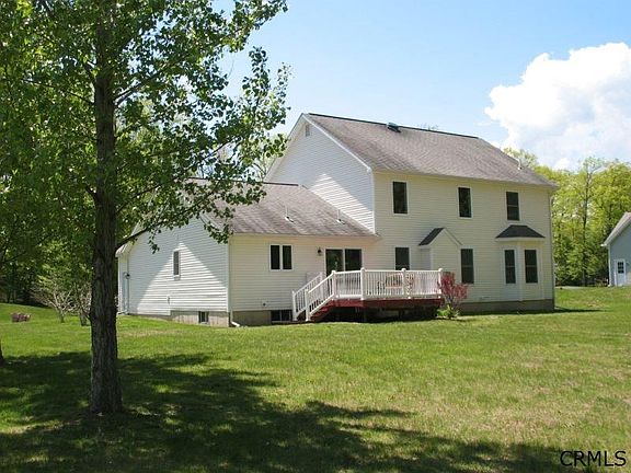 4th image of 5 Dorothy Ln