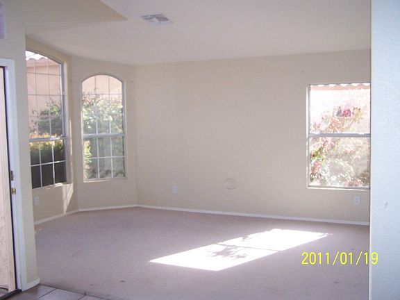 2nd image of 9634 W Ross Ave