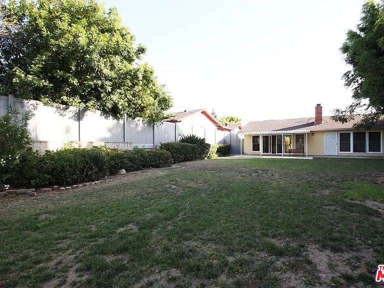 2766 Dunleer Pl — Photo 10