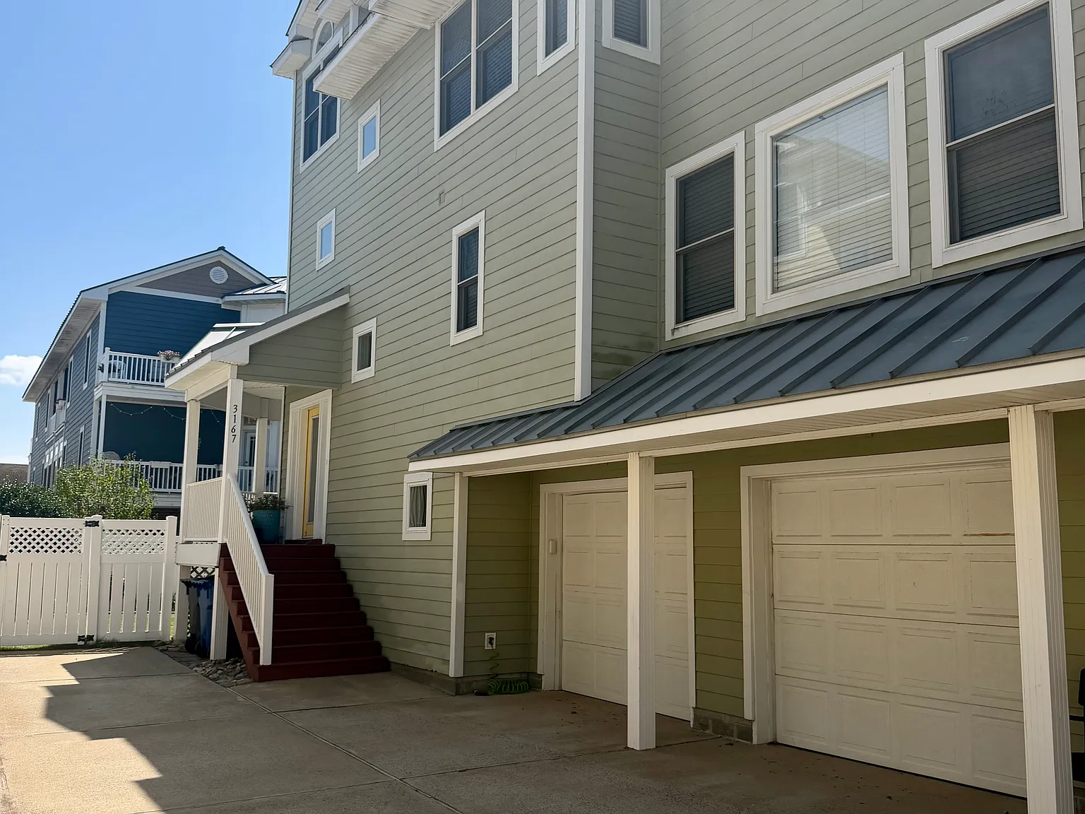 3 bed, 3.5 bath, 2309 sqft, $5,000 — Photo 1