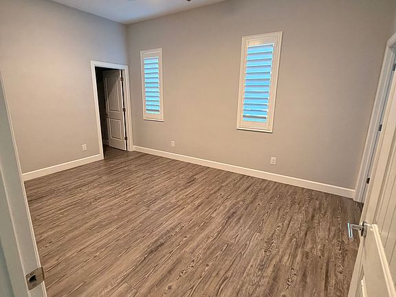 2nd image of 661 S Orange Ave