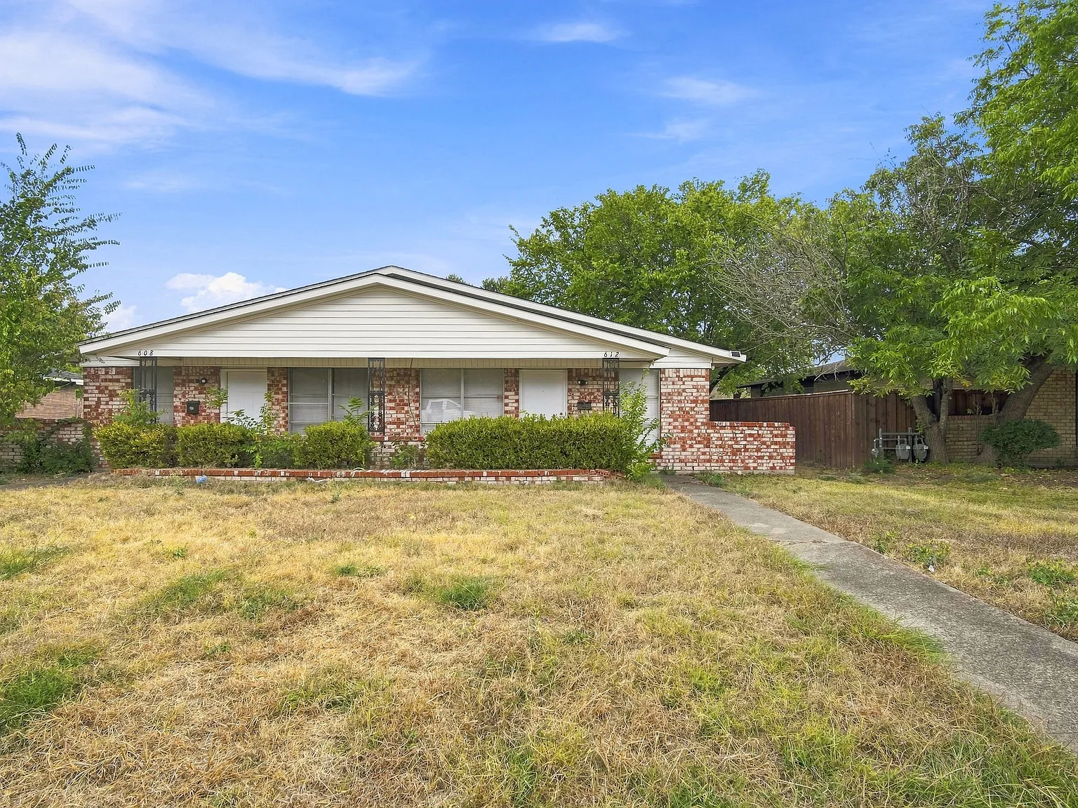 2 bed, $1,700 — Photo 1