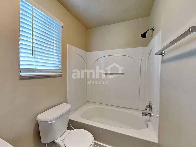 1625 E Bateman Way — Photo 11
