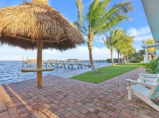 2725 NE Indian River Dr, Jensen Beach, FL 34957