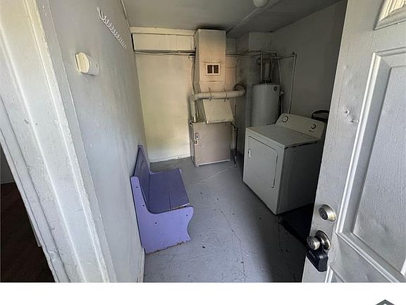 5th image of 33578 Berville Ct #33578