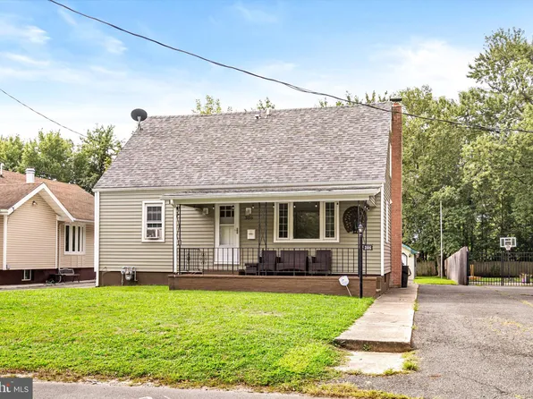 306 Monmouth St, East Windsor, NJ 08520