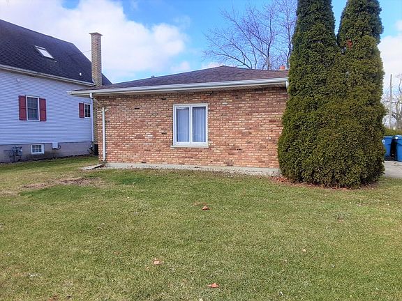3rd image of 16604 S Park Ave