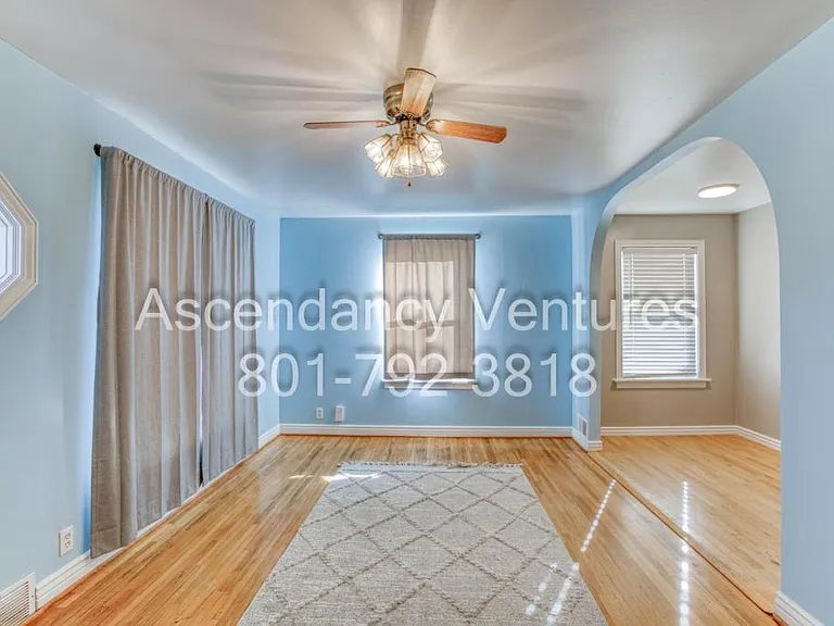 538 S Navajo St — Photo 13