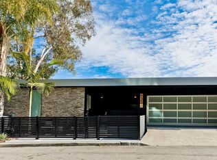 9356 Sierra Mar Dr, Los Angeles, CA 90069