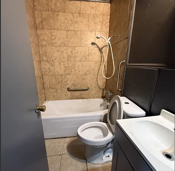 3061 Moore Ave — Photo 9