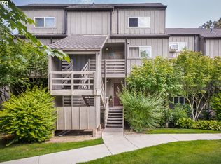 4 Touchstone Dr #151, Lake Oswego, OR 97035