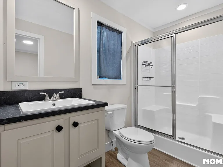 1431 W Ridgeway Rd — Photo 10