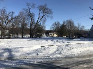 207 E State St, Fayette, IA 52142