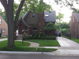 1206 Edgewood Dr, Royal Oak, MI