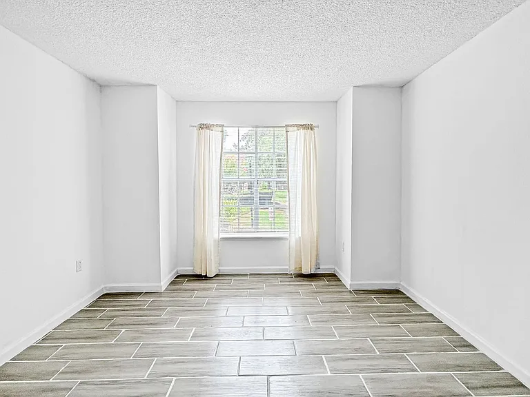 2500 Winding Creek Blvd #G106 — Photo 7