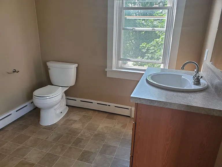 1 Manor Ave — Photo 11