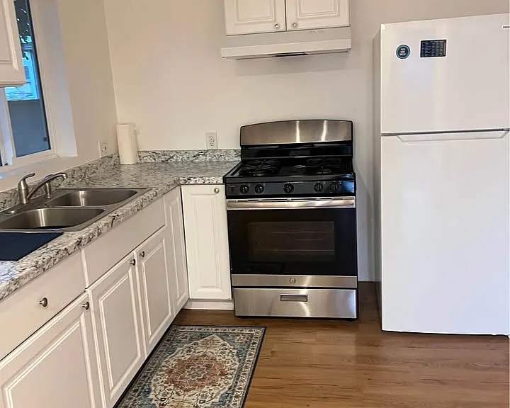 441 W Doris Ave — Photo 9