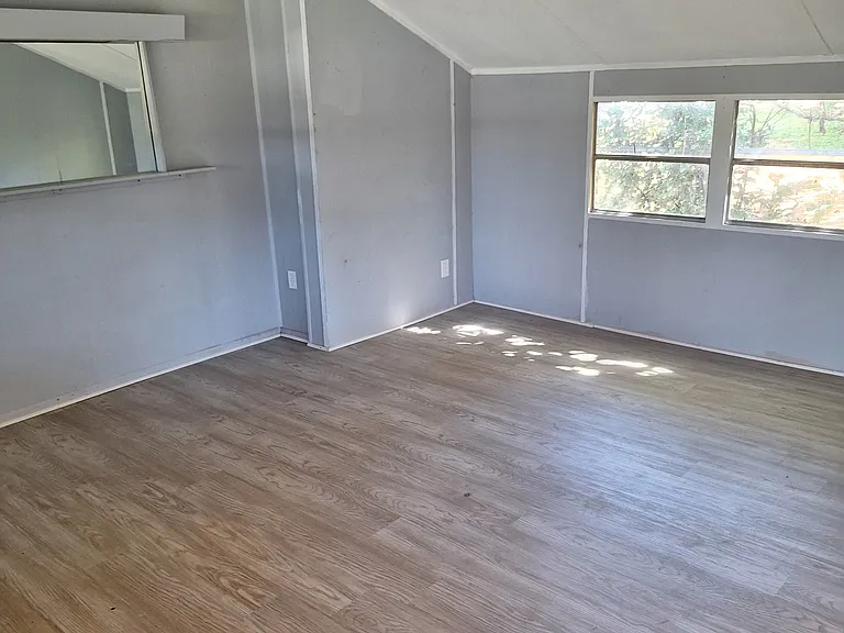 40 Kingston Hwy #50 — Photo 10