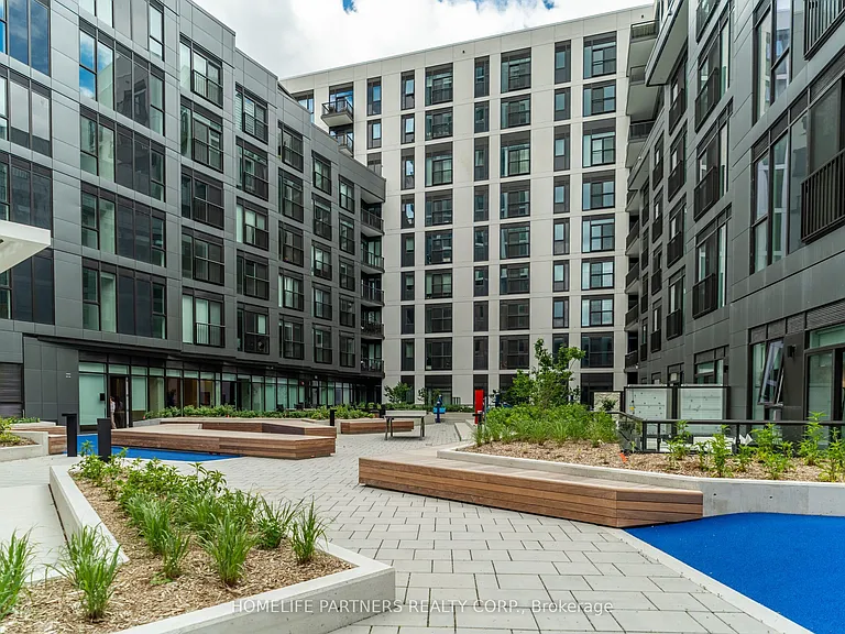 10 Oak St #1107 — Photo 31