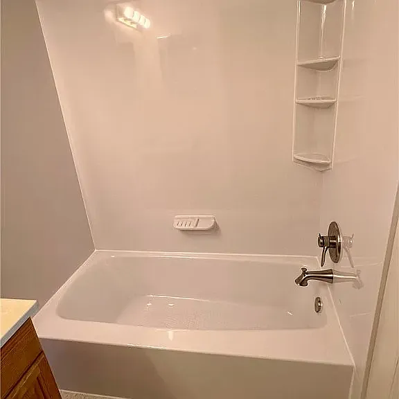 1060 Chatham Park Dr — Photo 5