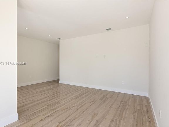 5th image of 6852 NW 4th Ave #0