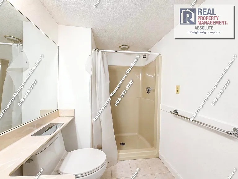 110 Coliseum Ave #108 — Photo 22