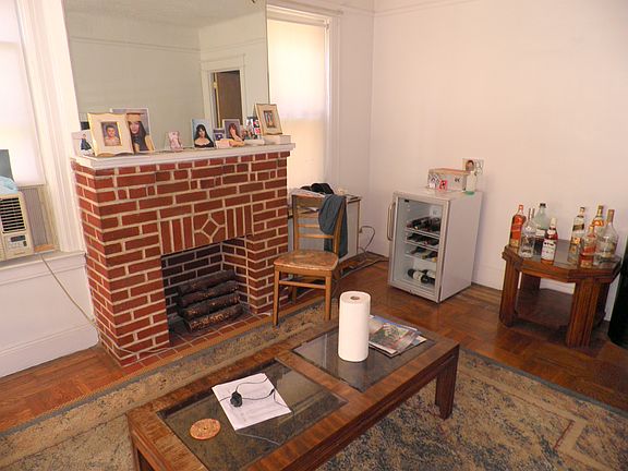 2nd image of 2171 Quimby Ave
