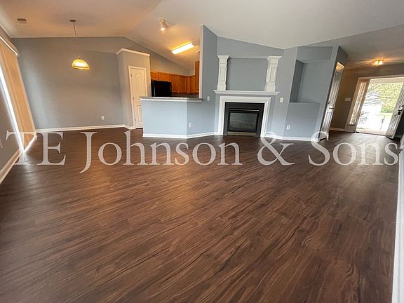 4th image of 3434 Glen Lyon Dr