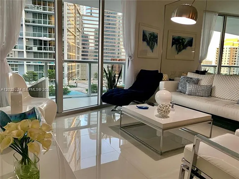 475 Brickell Ave #1611 — Photo 3