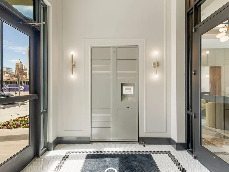 One Eleven Greenwood - Save Up to $500 OFF Your 1st Month's Rent! Move-In Deadlines Apply, Apply ... — Photo 48