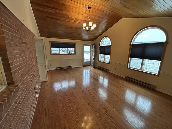 5th image of 8509 Winchester Ave