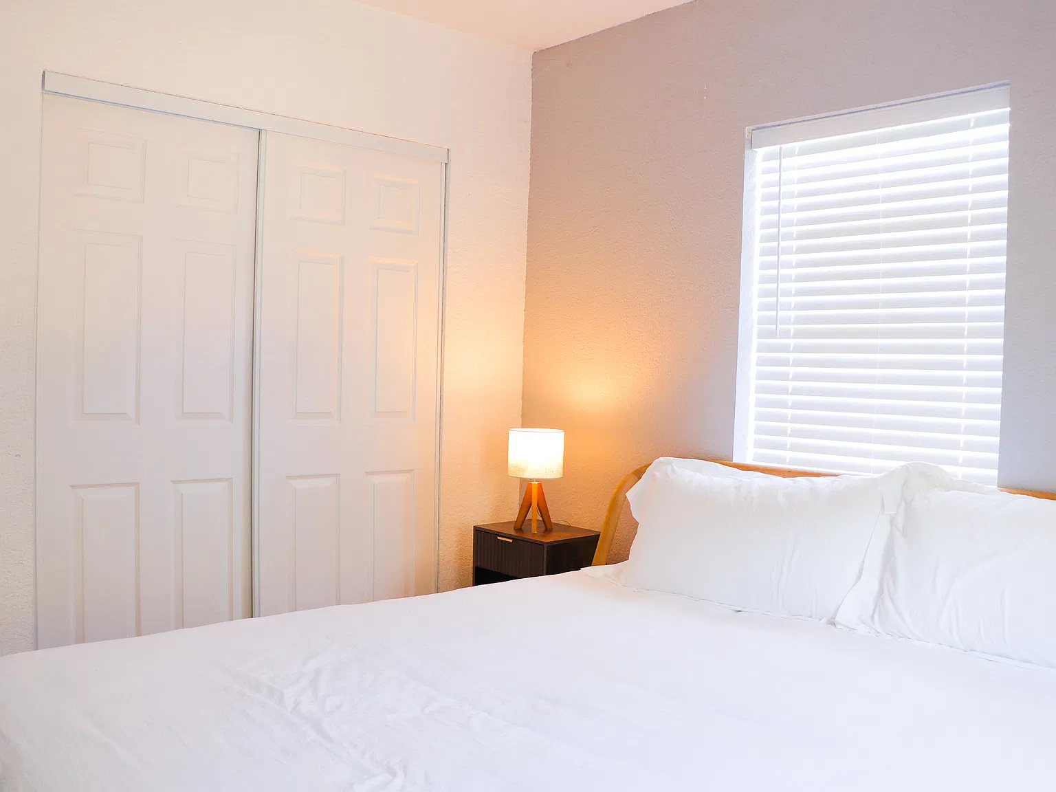 2 bed, 720 sqft, $2,500 — Photo 4