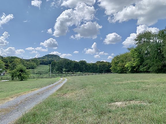 3rd image of 198 Pigeon Roost Rd