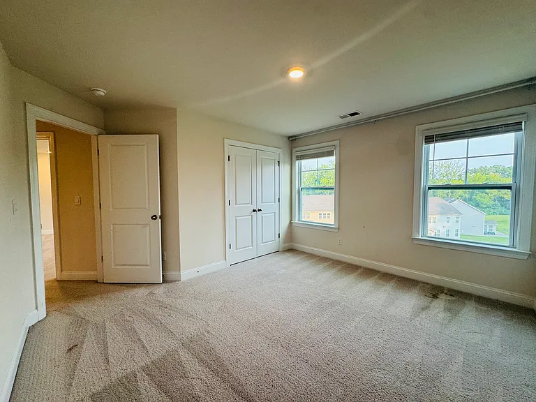 4959 Tacoma Dr — Photo 45
