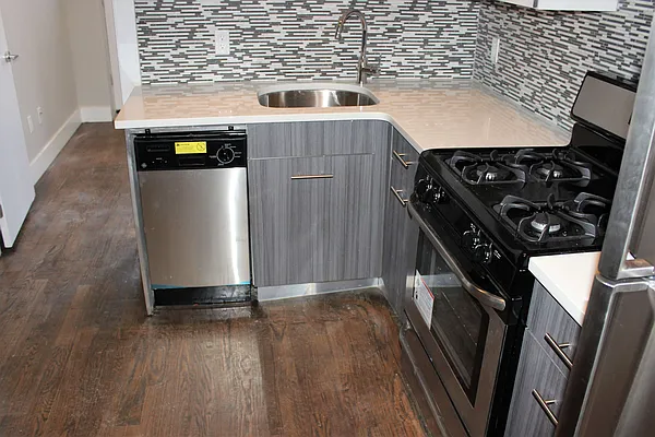 Rented by Simply Brooklyn Realty Inc | media 10