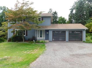 62 Yeager Ave, Shavertown, PA 18708