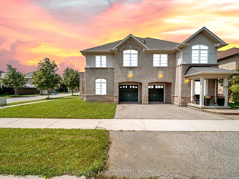 4215 Cole Cres — Photo 3