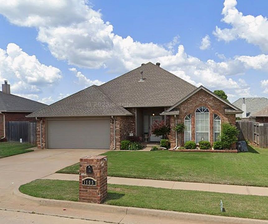 1st image of 1105 McConnell Dr