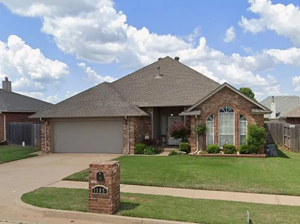1105 McConnell Dr, Yukon, OK 73099