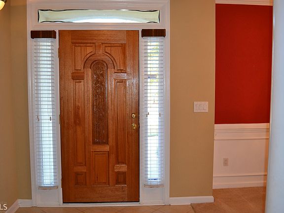 2nd image of 1464 Reagan Cir NW