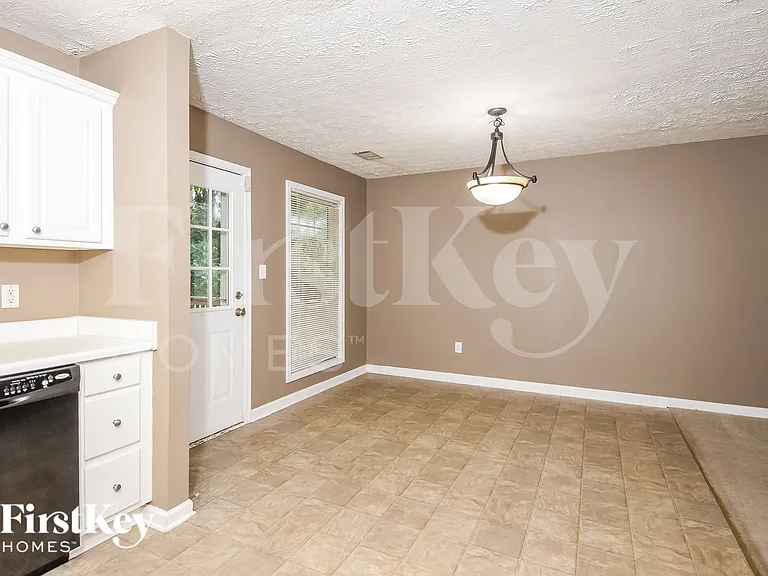 2248 Lake Ranch Ct — Photo 6