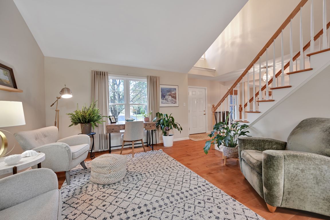 next background image