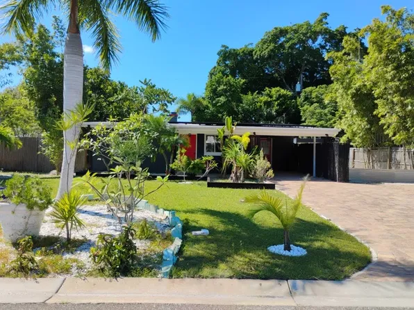5622 Hobson St N, Saint Petersburg, FL 33703