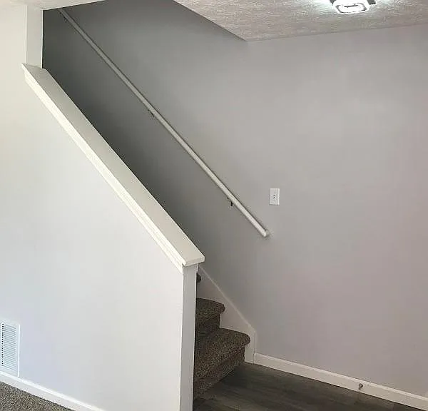 624 Elijah St — Photo 6