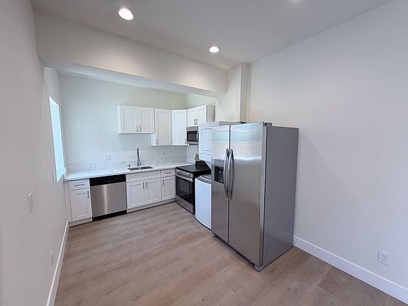 5th image of 4608 Whispering Woods Ct #2