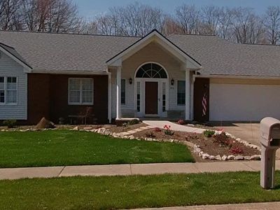 976 Rosemarie Cir, Wadsworth, OH, 44281